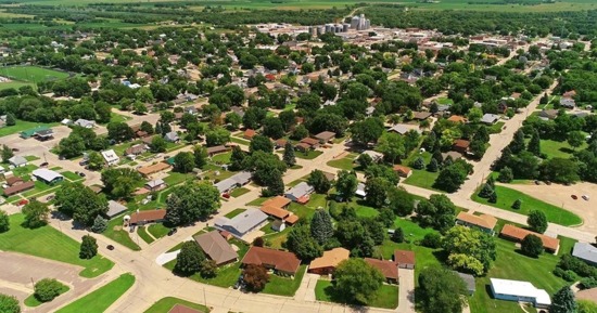 Most respondents to the 2024 Nebraska Rural Poll rate their communities as friendly, trusting and supportive, and say it would be difficult to leave. (Craig Chandler/University Communication and Marketing)